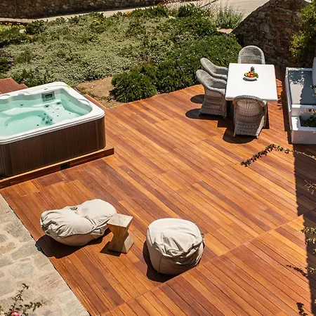 Anemoni By Mykonian Kazarte *