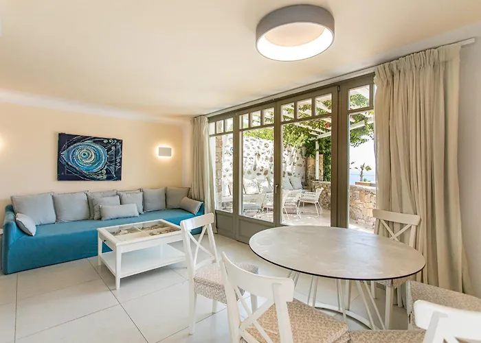 Anemoni By Mykonian Kazarte カラファティス