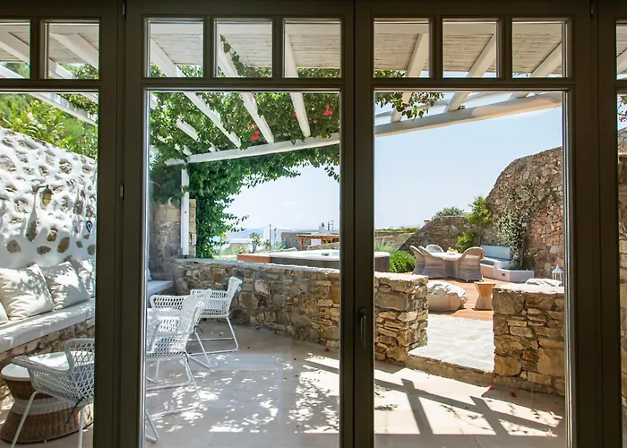 Anemoni By Mykonian Kazarte *