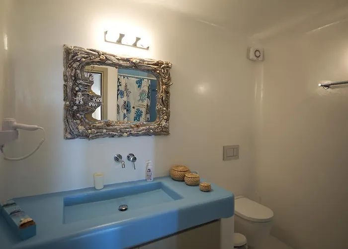 Anemoni By Mykonian Kazarte