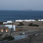 Anemoni By Mykonian Kazarte Kalafáti