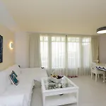 Anemoni By Mykonian Kazarte Apartman Kalafáti