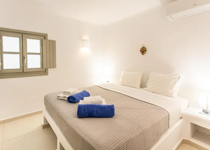 Anemoni By Mykonian Kazarte * Kalafatis